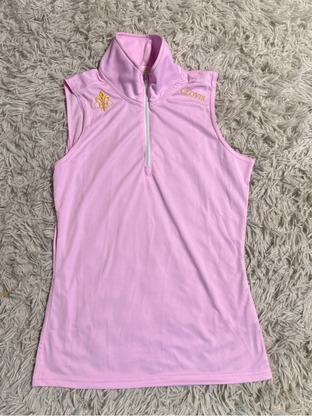 Women’s Small Pink Clovis Short Sleeve Horseback Riding Sunshirt. Good Condition